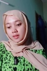 Video Viral Bikin Penasaran V Gundul Kak Errr Hijab